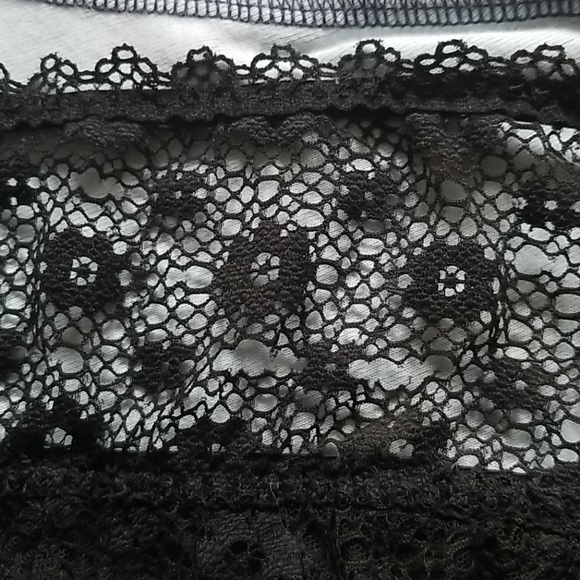 VS Pink Cut Out Floral Bralette - Picture 5 of 7